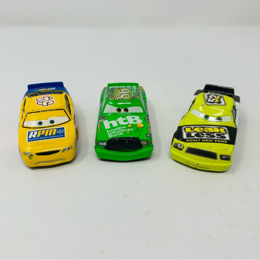 Disney Pixar Cars Lot Of 3 Chick Hicks Leak Less RPM 64 Racing Pit Cars
